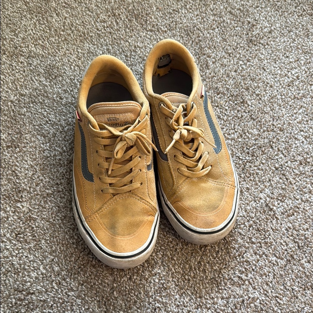 Vans Men's Yellow Suede Sneakers
